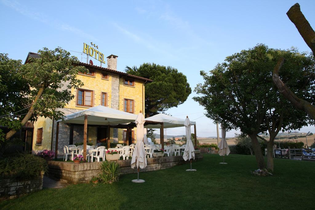 Tenuta La Lupa Castellina Marittima Exterior photo